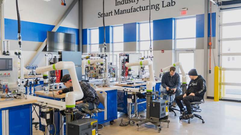A wide view of NTC's state-of-the-art Smart Manufacturing Lab